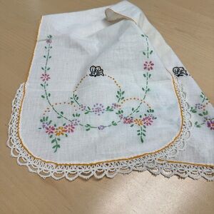 Vintage Linen Embroidered Floral Table Runner or dresser Scarf with Lace Trim